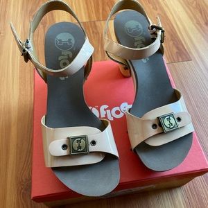 Flogg women heel shoes